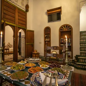 Bed and breakfast Dar Authentic - Familly Hosting, Fez